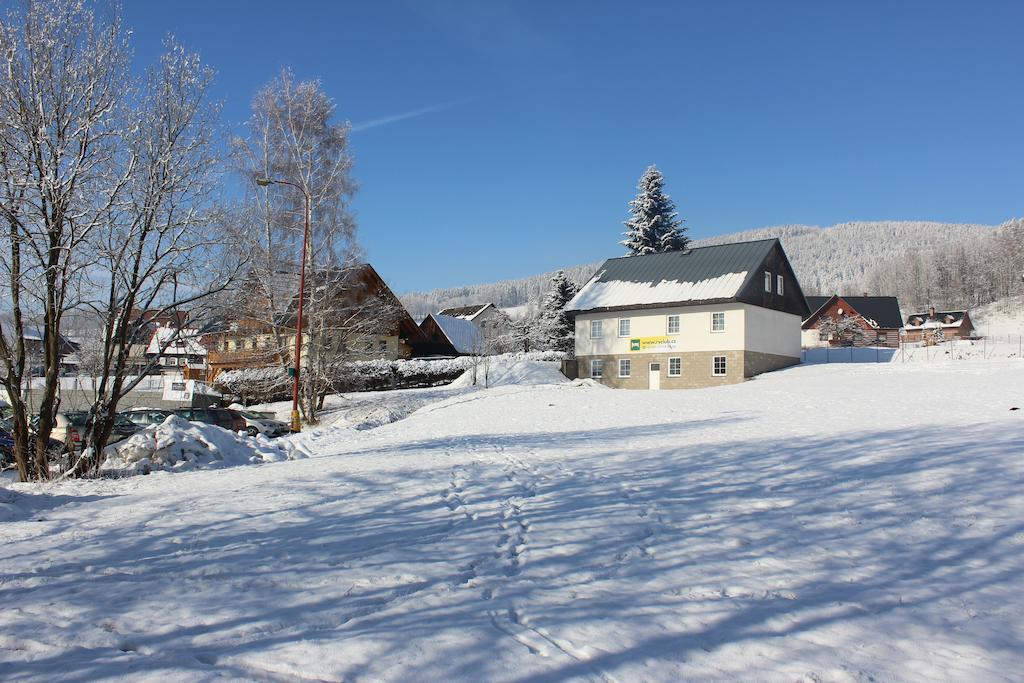 Studia Pod Lysou Apartment Rokytnice nad Jizerou Bilik gambar